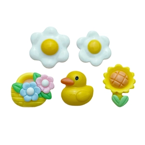 5-piece resin set featuring cartoon duck sunflower flower basket and egg charm accessories