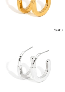 Detailed close-up of U-shaped hoop earrings in gold and silver finishes model KD3110