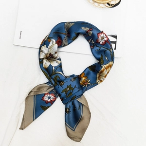 Women Floral Square Scarf Faux Satin Satin Neck Head Bandana Elegant Retro Flower Insect Print Hair Accessory Shawl