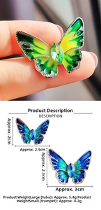 Detailed size and weight specs of crystal enamel butterfly brooches in blue and green