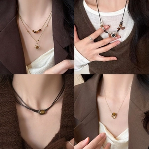 Tiger Eye Stone Pendant Necklace Retro Irregular Brown Beaded Copper Chain Maillard Style Women Clavicle Neck Jewelry