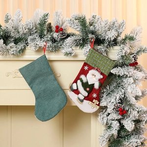 Grandes chaussettes de Noël en velours avec Père Noël 3D et panneau Merry Christmas