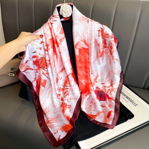 Quadratischer Schal Satin Satinnähnlich Blumendruck Sonnenschutz Schultertuch Nackenwickel Für Damen Ahornrot Elegantes Accessoire