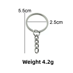 Polished silver metal keychain component showing 5.5cm total length and 2.5cm ring size