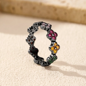 S925 sterling silver ring with colorful four-leaf clover design and rainbow crystals