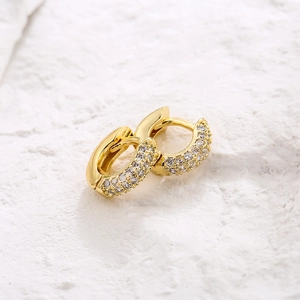 Luxurious 18K gold plated geometric hoop earrings with sparkling zircon crystals