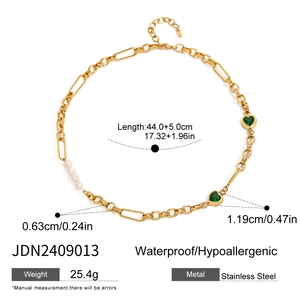 Detailed size chart of stainless steel heart necklace with green stone and white pearls