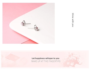 Detailed view of cloud-shaped S925 silver earrings with purple freshwater pearls