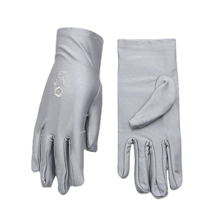 Silver-grey sun protection gloves for women with elegant floral embroidery patterns