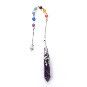 Colgante de amatista hexagonal con cadena plateada de 7 cuentas de chakra