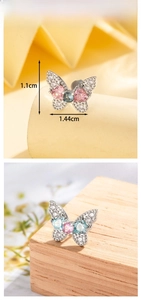 Detailed size view of a butterfly ear stud measuring 1.1cm in height and 1.44cm in width