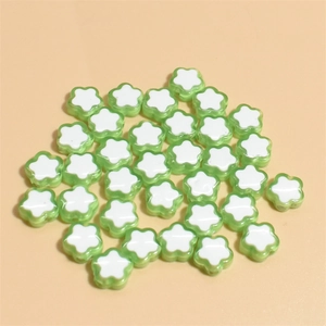 Light green flower-shaped 10mm acrylic beads for DIY jewelry and bracelet making