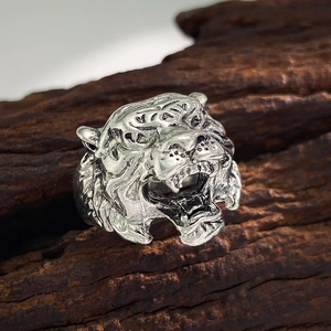 Bague tête de tigre vintage en argent pour homme avec sculpture animale et anneau ouvert