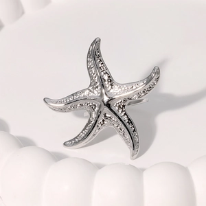 Anello aperto a stella marina in acciaio inossidabile argento con trama metallica