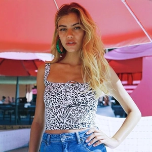 Sexy crop top met luipaardprint voor dames met een vierkante hals en slanke pasvorm
