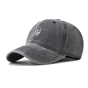 Washed Cotton Baseball Cap Heart Embroidery Distressed Retro Adjustable Outdoor Sun Hat For Men Women