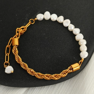 Elegant gold twist chain and irregular pearl necklace set with adjustable lobster clasp