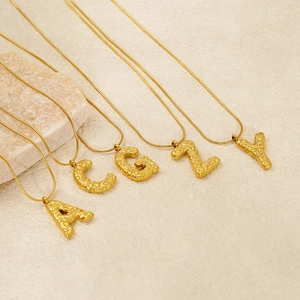 Stainless Steel Initial Letter Pendant Necklace 18K Gold Plated Lava Hammered Texture Snake Chain Fashion Jewelry For Women