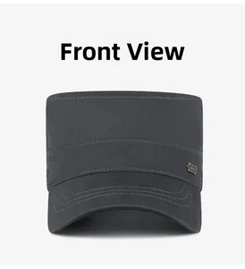 Vue de face de la casquette militaire gris foncé avec étiquette Sports en métal et coton