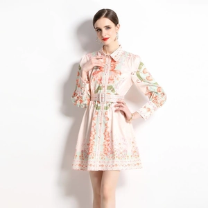 Vintage floral V-neck long sleeve maxi dress with shell prints and matching belt