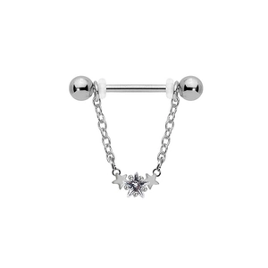 Detailansicht Brustwarzenpiercing aus Edelstahl mit Sternanhängern und Zirkon-Inlay
