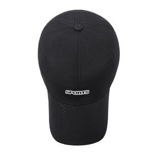 Quick-dry mesh baseball cap with reflective SPORTS logo and breathable fabric in black