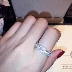 Sparkling silver chain ring for women with full cubic zirconia paving on finger