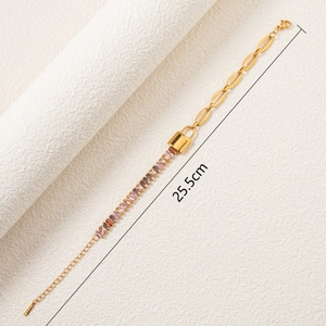 Bracciale in acciaio al titanio placcato oro 18k con gemme viola e ciondolo a lucchetto