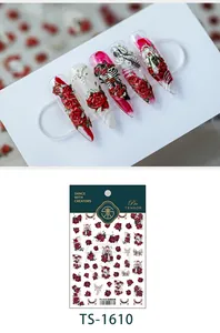 Dettaglio macro di adesivi per unghie TS-1610 con rose rosse 3D e teschi in stile gotico