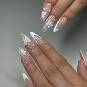Press On Nails 3D White Bow French Tip Almond Shape Artificial Pearl Nude Pink Sweet Elegant Artificial False Nails For Women