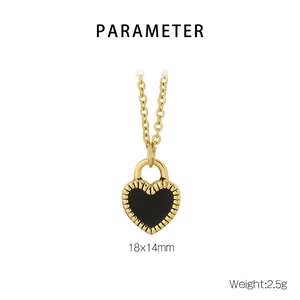 Detailed parameter view of a black heart pendant necklace showing 18x14mm size and weight