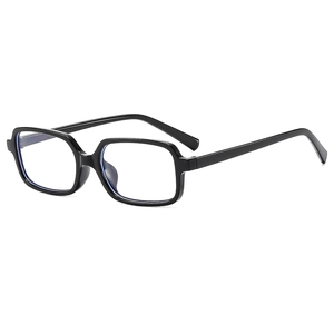 Occhiali quadrati neri anti-luce blu con montatura lucida e design minimalista chic