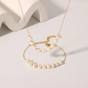 Ensemble collier et bracelet en acier inoxydable doré 18K avec perles d'eau douce