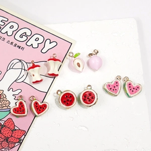 Pendentifs en alliage de fruits colorés pêche pomme pastèque pour la création de bijoux