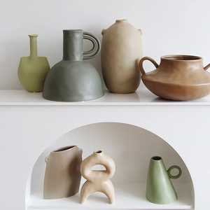 Nordic Morandi Ceramic Vase Matte Frosted Abstract Geometric Shape Modern Minimalist Home Office Desktop Ornament
