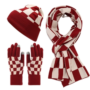 Ensemble d'hiver 3 pièces avec bonnet, écharpe et gants tactiles à damier rouge et blanc