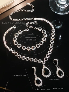 Detail view of water-drop rhinestone necklace set with size and weight dimensions
