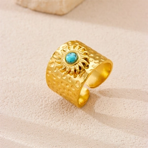 Vintage 18k gold plated stainless steel wide ring with turquoise and hammered texture