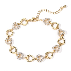 Elegant gold heart chain bracelet with zircon stones and adjustable lobster clasp