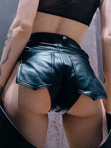 Damen High Waist PU Leder Shorts Slim Fit Sexy Clubwear Hot Pants Schwarz Chic Urban Style Streetwear Fashion Hosen