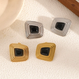 Quadratische mehrlagige Ohrringe aus 18k Gold und Silber mit schwarzen Achaten