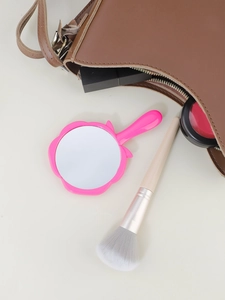 Rosafarbener Handspiegel in Blütenform mit kompaktem Griff für das tägliche Make-up