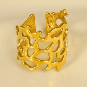 Minimalist gold-plated irregular hollow open ring with artistic coral mesh texture