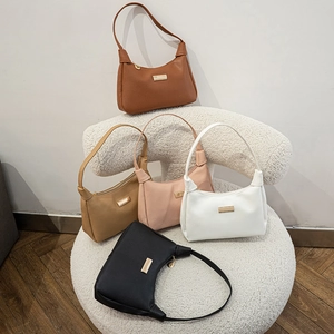 Hobo Underarm Bag Pebbled PU Leather Gold Metal Plate Minimalist Casual Shoulder Handbag For Women Fashion