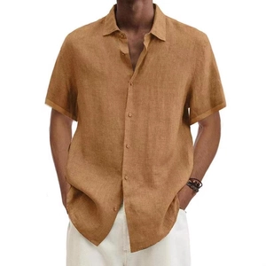 Camicia uomo in cotone e lino con scollo a V e bottoni in colore giallo senape