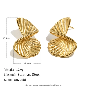 Minimalist 18K gold-plated stainless steel twisted fan-shaped stud earrings for women