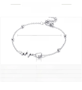 Detailed technical drawing of heartbeat heart bracelet showing exact 210mm length and specs