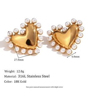 Detailed size view of heart-shaped 18K gold earrings with pearls and 27.8mm length