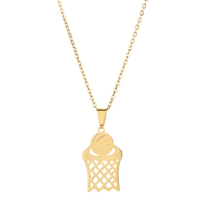 Gouden basketbal hanger ketting van roestvrij staal op een witte achtergrond