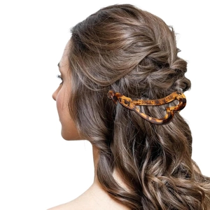 French style hollow heart banana clip in tortoiseshell pattern for high ponytail